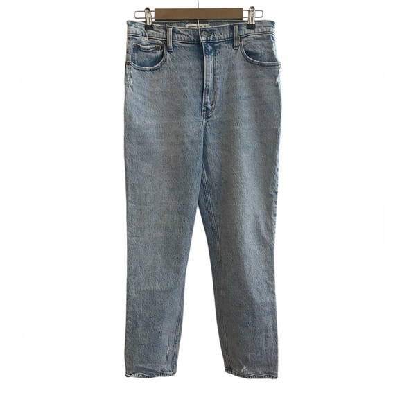 Abercrombie & Fitch 90's Straight ultra High Rise Size 30 - Picture 1 of 10